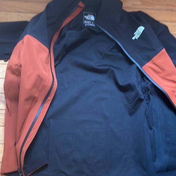 REDUCED!!!  NWOT Men’s light north face jacket - Picture 5 of 5
